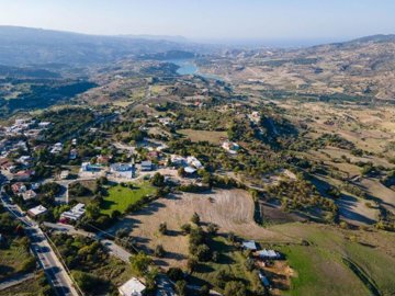 Field - Simou, Paphos