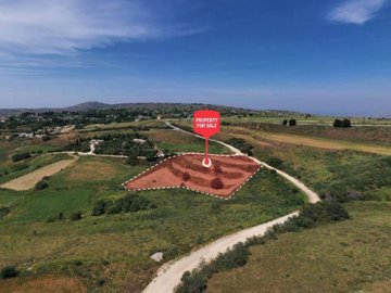 Field - Pano Arodes, Paphos