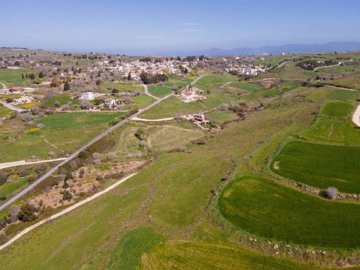 Field - Pano Arodes, Paphos