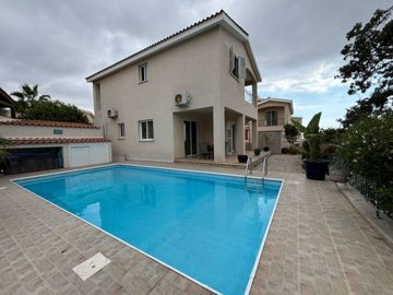 Detached Villa For Sale  in  Konia