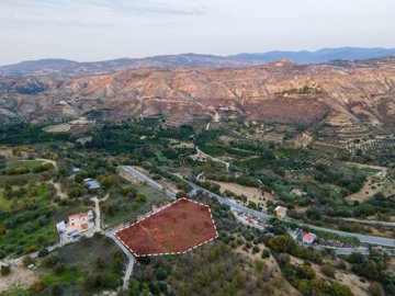 Field - Giolou, Paphos