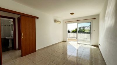 Apartment For Sale  in  Universal Area