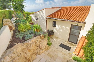 Detached Villa For Sale  in  Kamares