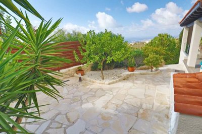 Detached Villa For Sale  in  Kamares