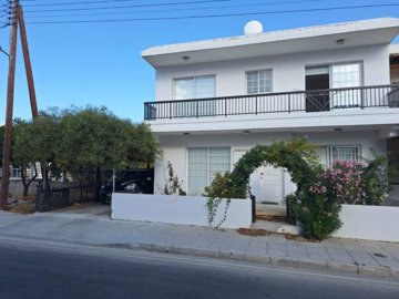 Town House For Sale  in  Pafos Centre