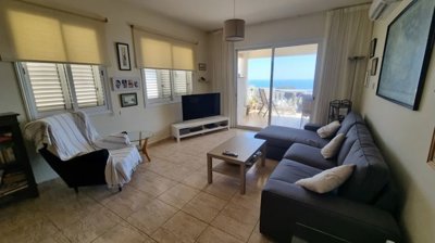 Apartment For Sale  in  Sea Caves