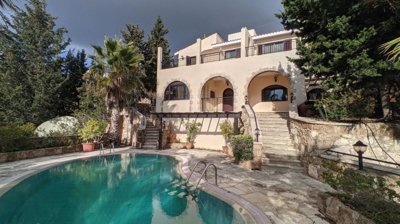 Stunning 3 Bedroom Villa, Kamares Village, Tala, Paphos