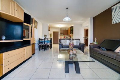 Apartment For Sale  in  Pafos Centre