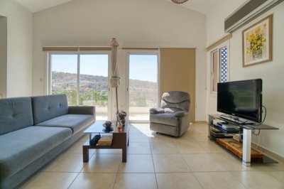 Detached Villa For Sale  in  Peyia Village