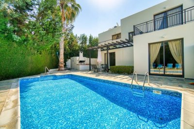 Detached Villa For Sale  in  Kissonerga