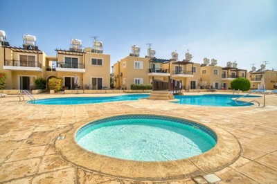 Apartment For Sale  in  Kato Pafos