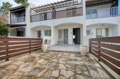 Town House For Sale  in  Kato Pafos