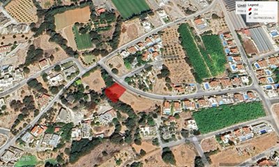 Residential Land  For Sale  in  Kissonerga