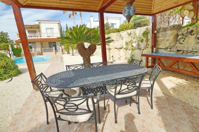 Detached Villa For Sale  in  Peyia Village