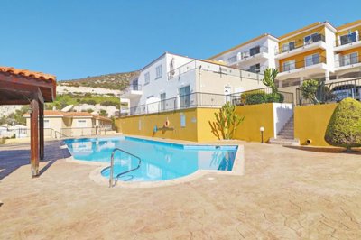 Apartment For Sale  in  Peyia Village