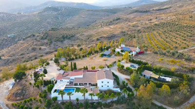 1 - Ríogordo, Villa