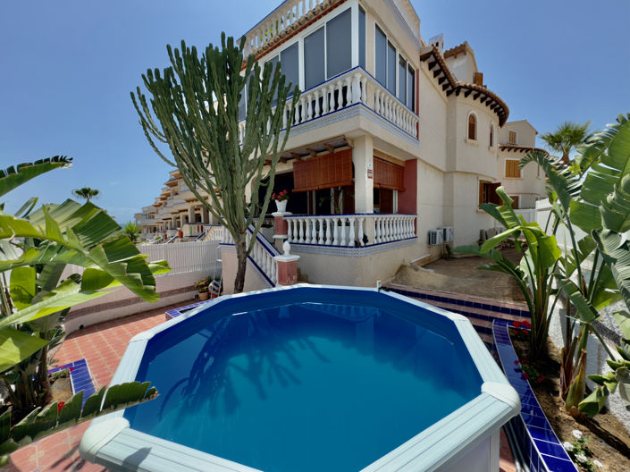 Image No.1-5 Bed Villa for sale