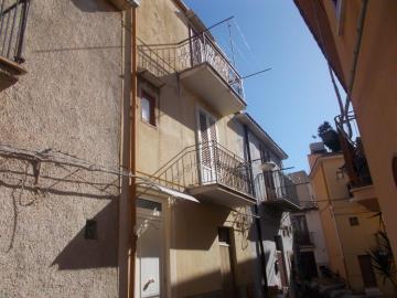 1 - Caccamo, House