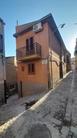 1 - Caccamo, House