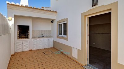 kitchen door to barbecue area