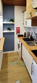 fitted kitchen