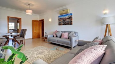 spacious living room