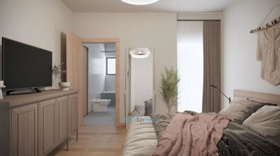 bedroom with en-suite bathroom