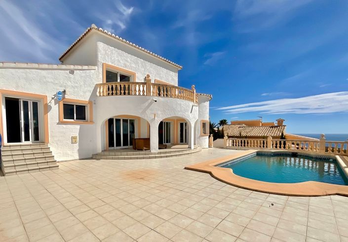 Image No.1-4 Bed Villa for sale