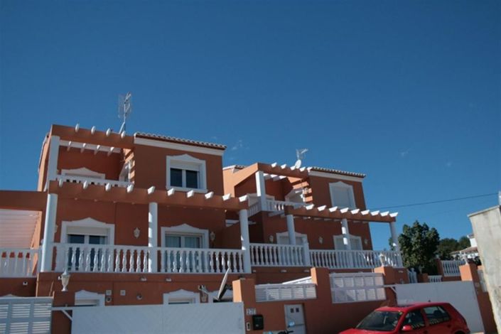 Image No.1-5 Bed Villa for sale