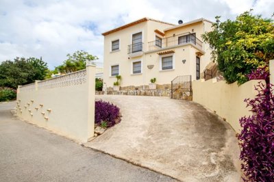 El Toro Urbanismo Costa Blanca SL most sold property