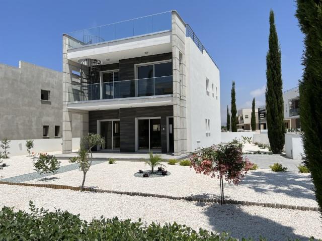 Image No.1-3 Bed Villa for sale