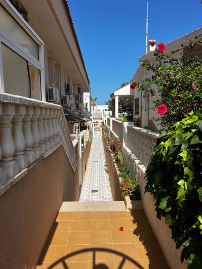 Image No.1-Bungalow de 2 chambres à vendre à Torrevieja