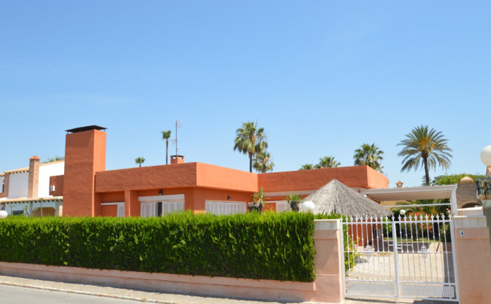 Image No.1-Villa de 4 chambres à vendre à Torrevieja