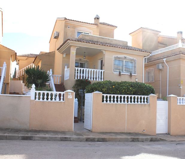 Image No.1-5 Bed Villa for sale