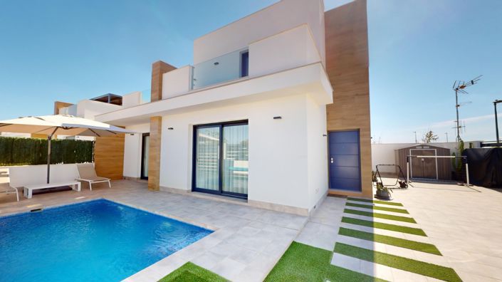 Image No.1-3 Bed Villa for sale