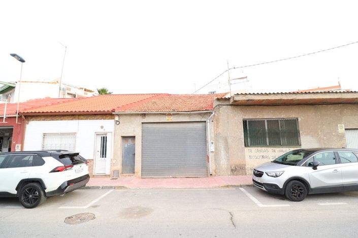 Image No.1-1 Bed Villa for sale