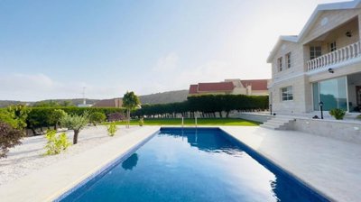 Detached Villa For Sale  in  Palodeia