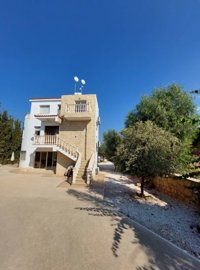 Detached Villa For Sale  in  Peyia