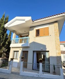 Detached Villa For Sale  in  Kato Paphos - Universal