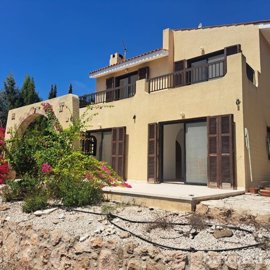 Detached Villa For Sale  in  Acheleia