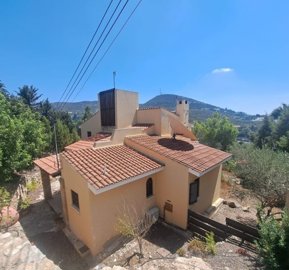 Detached Villa For Sale  in  Acheleia