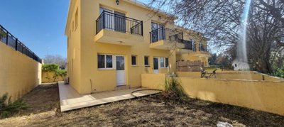 Town House / Maisonette For Sale  in  Kato Paphos - Universal