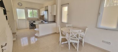 Town House / Maisonette For Sale  in  Kato Paphos - Universal