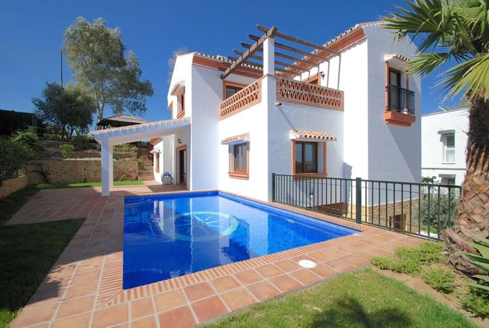 Image No.1-6 Bed Villa for sale