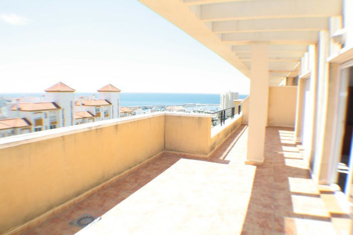 Image No.1-Penthouse de 3 chambres à vendre à Estepona