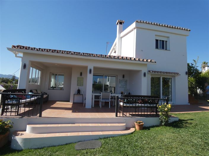 Image No.1-5 Bed Villa for sale