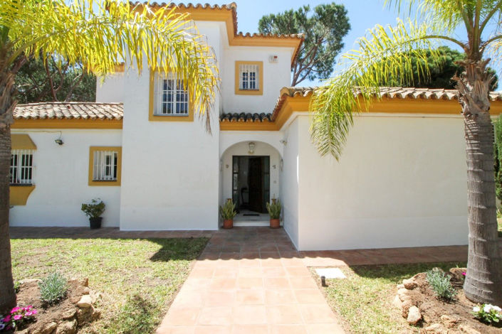 Image No.1-3 Bed Villa for sale