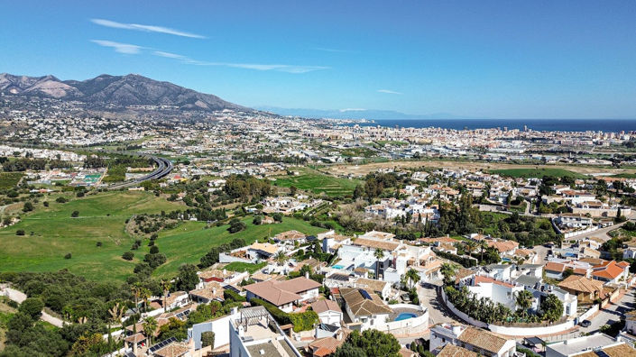 Image No.1-Villa de 4 chambres à vendre à Mijas