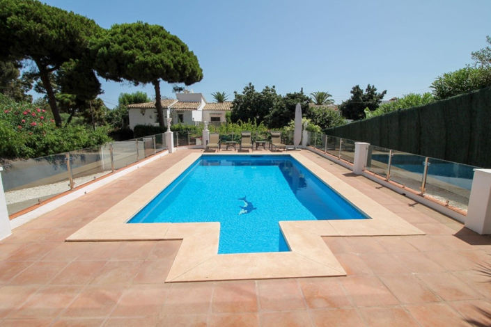 Image No.1-4 Bed Villa for sale