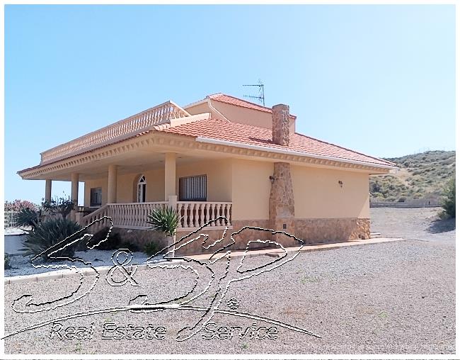 Image No.1-3 Bed House/Villa for sale